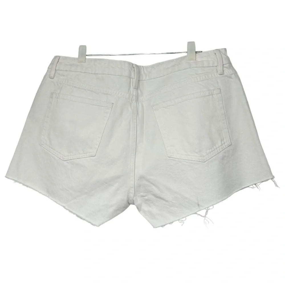 FRAME Le Grand Garçon White High Rise Denim Shorts Raw‎ Hem Size 32 NWOT